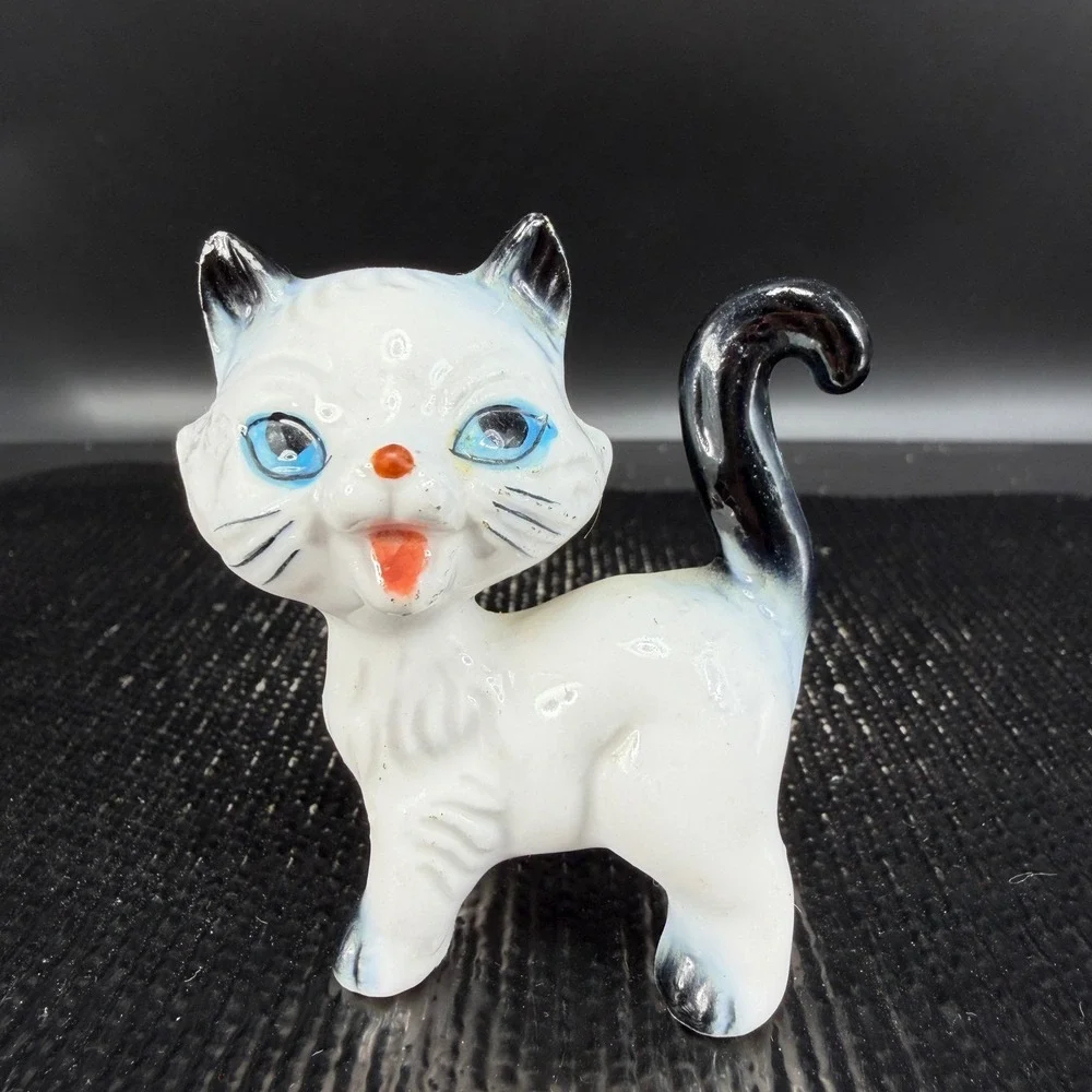 Vintage Ceramic Kitten Figurine Blue Eyes‎ Black Tail White Cat Miniature 2 inch